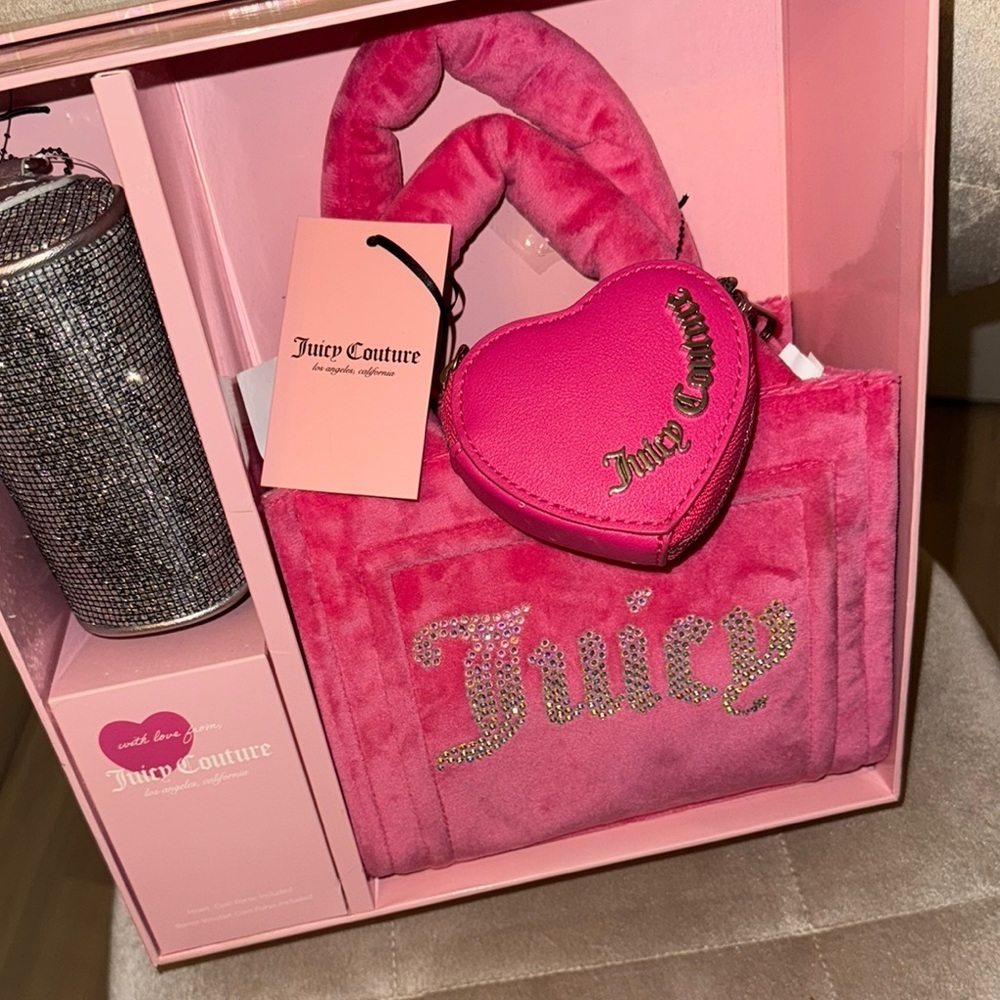 Juicy Couture Pink Plush Tote with Ruffled Handles - Picture 4 of 7